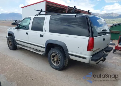 1994 GMC Suburban K2500 из США, поврежденный, VIN 1GKGK26N6RJ771534